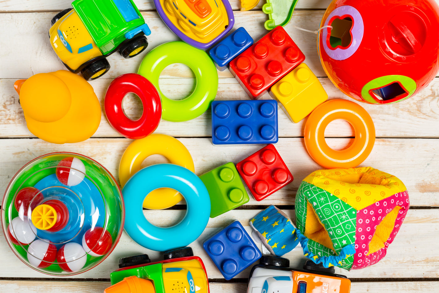 Jucării pentru bebeluși