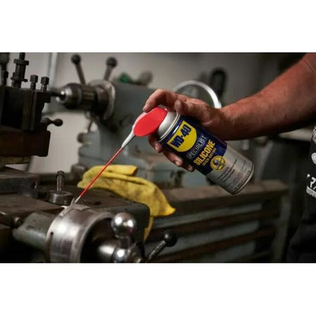 Spray siliconic pentru lubrifiere și protecție WD-40 Specialist High Performance, 400 ml