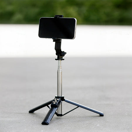 Selfie stick 2 în 1 cu trepied, Bluetooth și telecomandă - Forever GSM182155