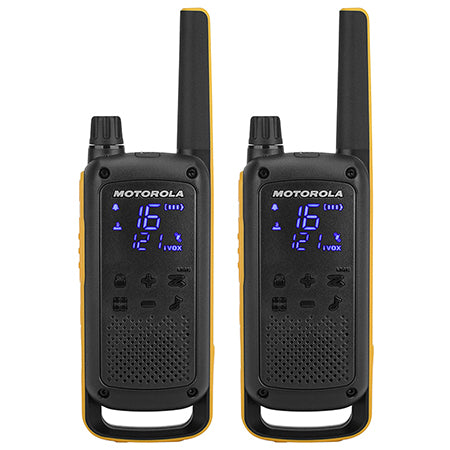 Set 2 stații radio PMR TALKABOUT T82 Extreme rezistente IPx4 cu rază până la 10 km Motorola KOM-T82EXT