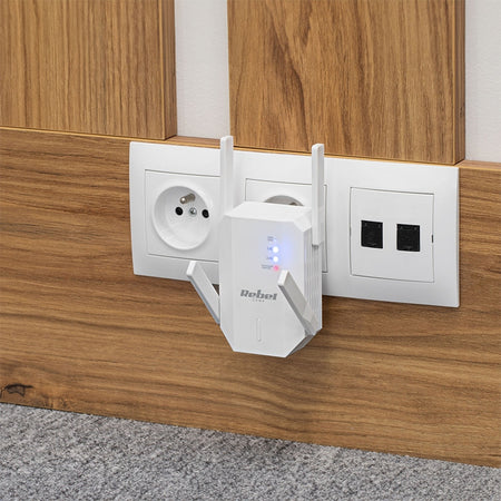 Repetor Wi-Fi dual band 2,4 GHz / 5 GHz cu 4 antene externe și 2 porturi RJ45 Rebel KOM1031