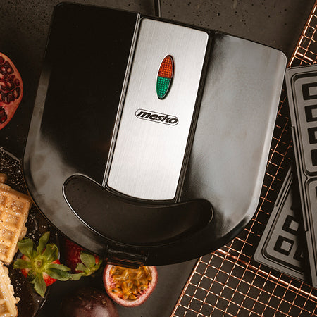 Aparat pentru sandwichuri 3 în 1 cu plăci pentru vafe și grătar 1000 W Mesko MS3045