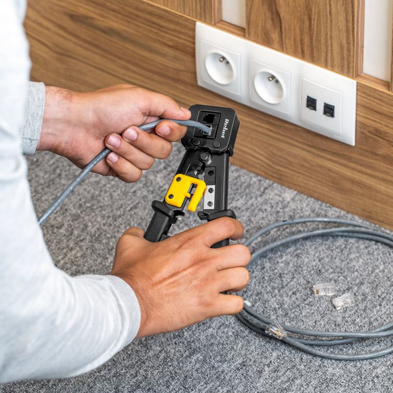 Clește sertizare RJ45 RJ11 RJ12 cu dezizolare Rebel RB-1007