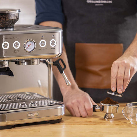 Espressor 15 bar cu râșniță, funcții automate, oțel inoxidabil Sencor S-SES6010SS
