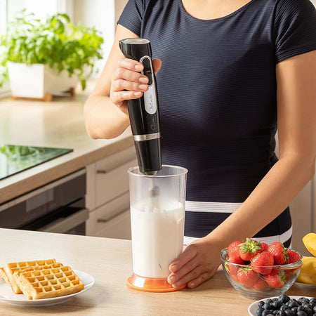 Blender de mână cu 2 viteze și motor de 800 W cu accesorii Sencor