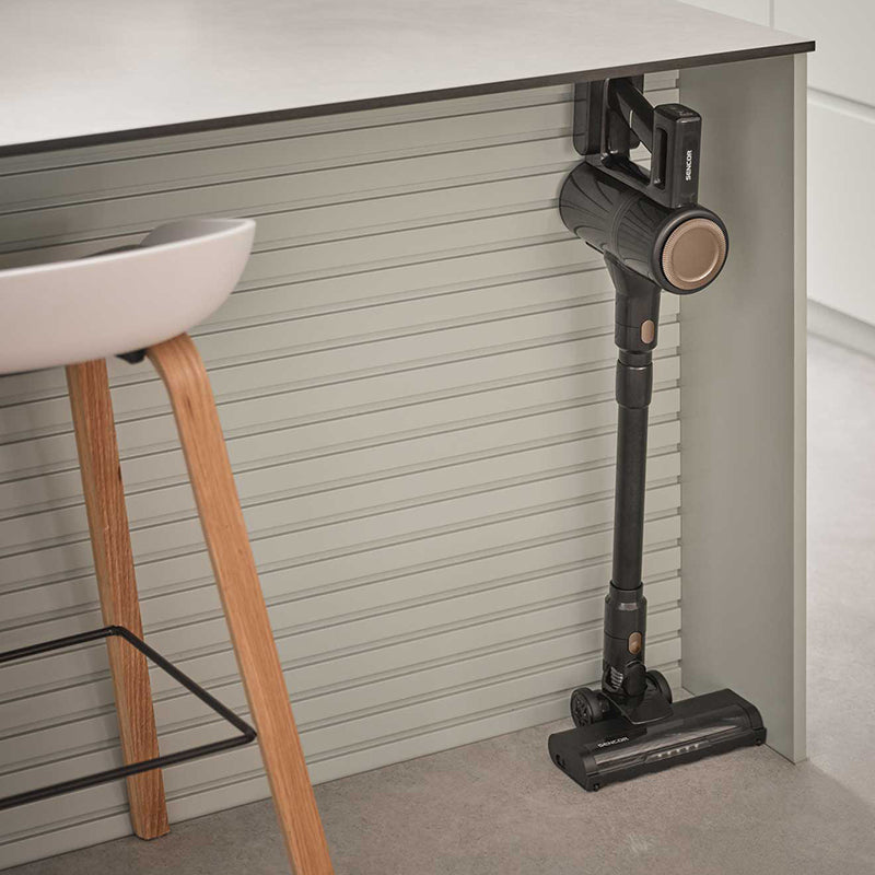 Aspirator vertical 3 în 1, 200 W, iluminare LED, autonomie 35 min Sencor S-SVC7222BK