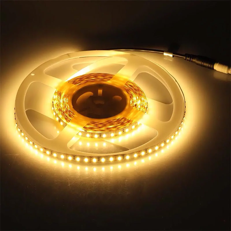 Bandă LED SMD3528 cu 120 LED/m alb cald 3000K rolă de 5 m V-Tac SKU-212025