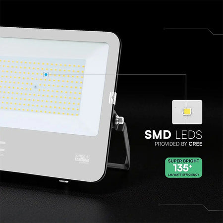 Reflector LED 150W 135 lm/W IP65 negru, cip CREE, V-Tac SKU-232026