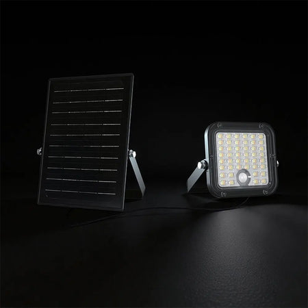 Reflector LED solar 30W, 4800 lm, IP65, negru V-Tac SKU-24277
