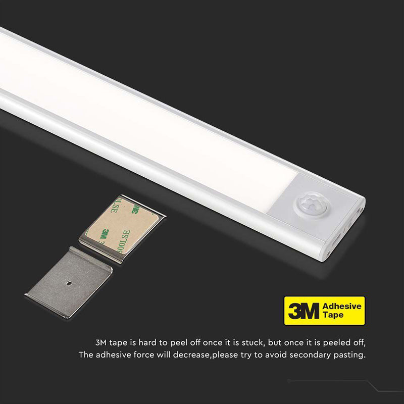 Corp Iluminat Led 1.5w 3000k Ip20 Cu Senzor Miscare - Argintiu
