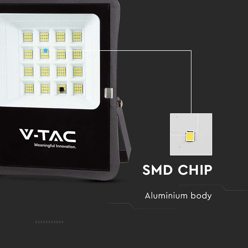 Reflector LED cu încărcare solară de 15 W și lumină albă rece de 6400 K V-Tac SKU-6968