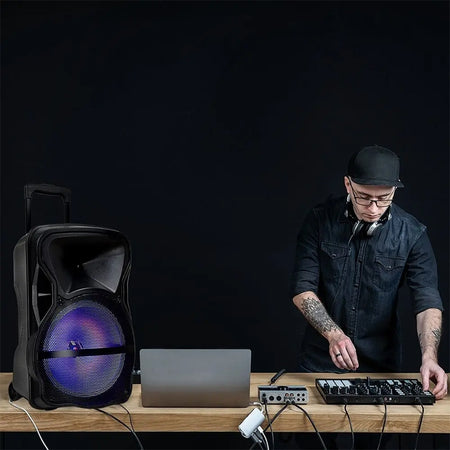 Boxă portabilă iluminată LED de 15 inch cu 50 W RMS și USB/SD/Bluetooth/FM V-Tac SKU-7738