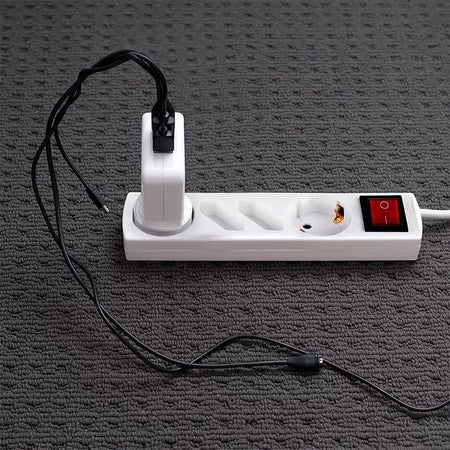 Prelungitor 4 Cai Cu Intrerupator 1.5m( 3g1.5mm2) Alb