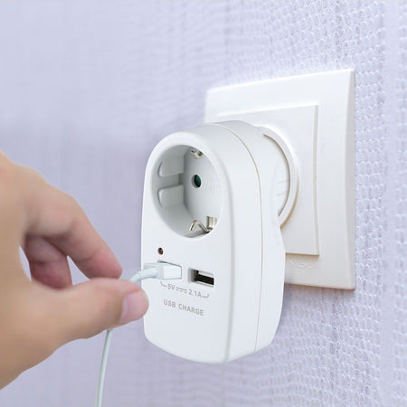 Adaptor priză Schuko 16A 3680W cu 2 porturi USB 2,1A alb V-Tac SKU-8795