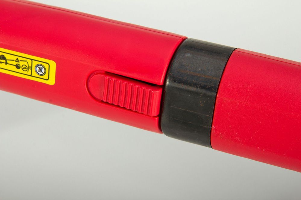 Motocoasă electrică 24 cm 250 W, scut protecție, tija bicomponentă TRYTON TOB25301