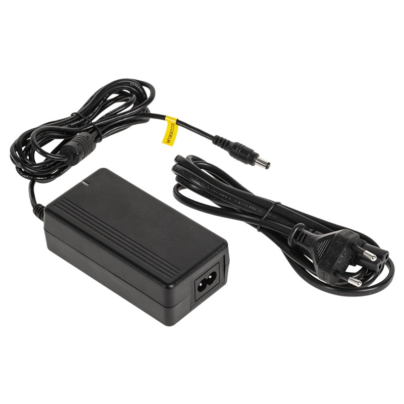 Sursă de alimentare în comutație 12 V 5 A cu mufă de 2,5/5,5 mm URZ1169