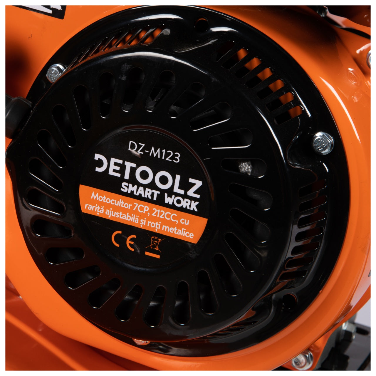 Motocultor 7CP, 212CC cu rarită ajustabilă și roți metalice Detoolz DZ-M123