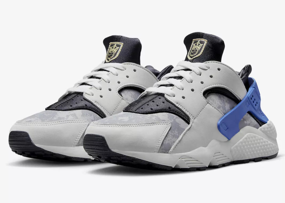 NIKE AIR HUARACHE PRM Summit White / Social FC